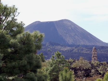 ParicutinVolcanojpg-1552186_lg.jpg