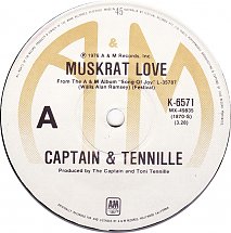 captain-and-tennille-muskrat-love-am-5-s