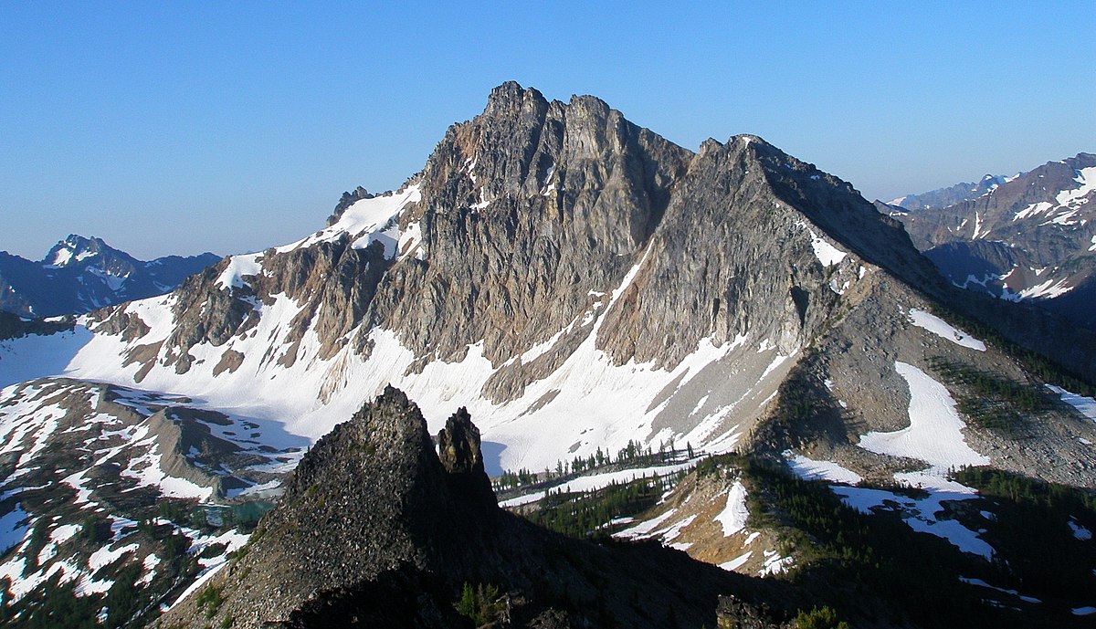 1200px-Devore_Peak,_from_White_Goat_Mountain.jpg