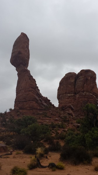 Balancing rock arches np.jpg